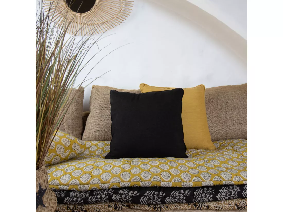 Now's Home - Coussin Carre En Lin Coloris Noir 40x40cm Nyl