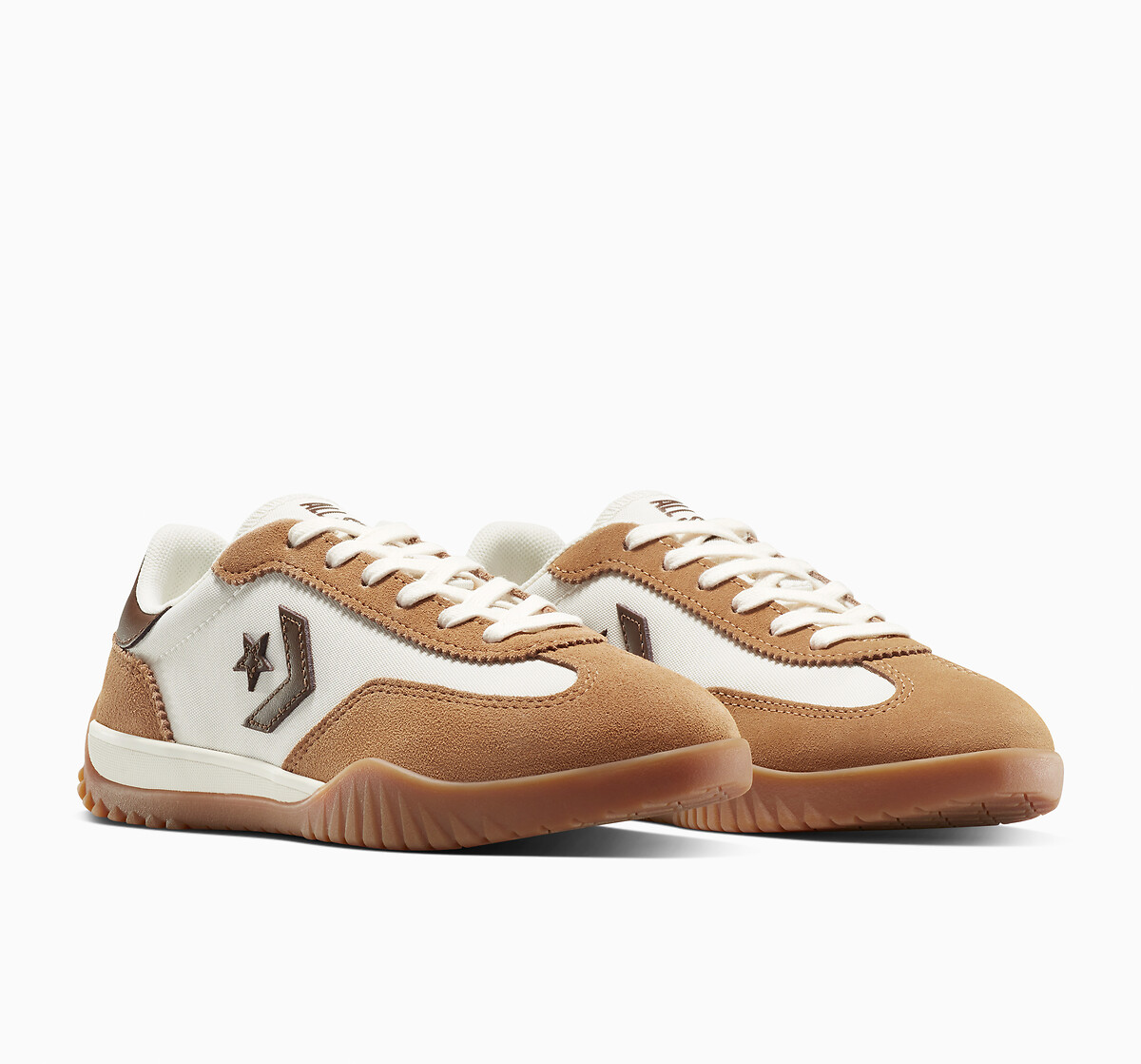 CONVERSE<br>Tênis Run Star Trainer Cor da Temporada