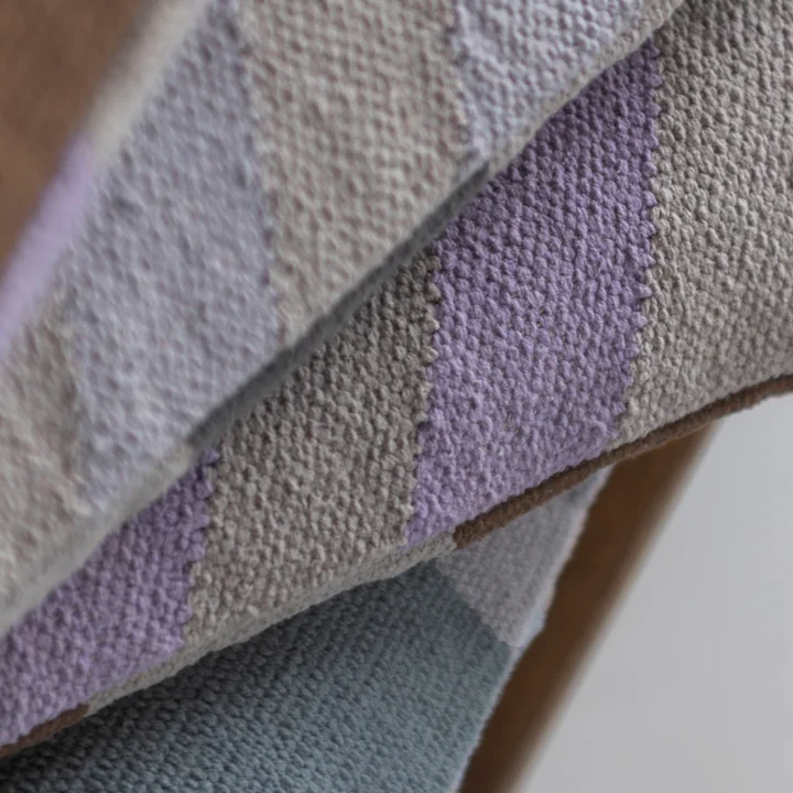 Mette Ditmer - Across Kilim Kissenbezug, 40 x 60 cm, light grey
