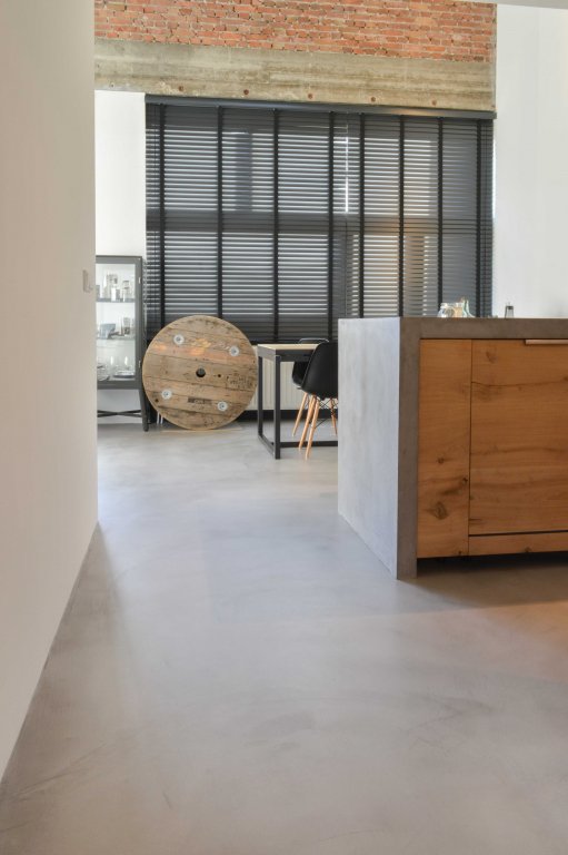 Vitra Eames DSW stoel met essen onderstel, Pebble