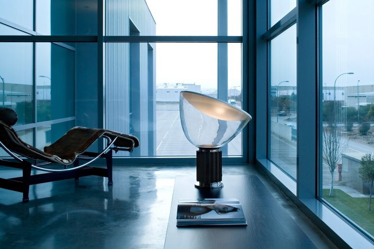 Flos Taccia tafellamp LED PMMA zwart