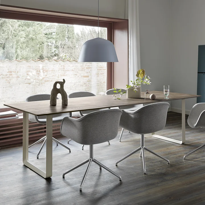 Muuto - 70/70 Esstisch, 225 x 90 cm, schwarz (Linoleum)