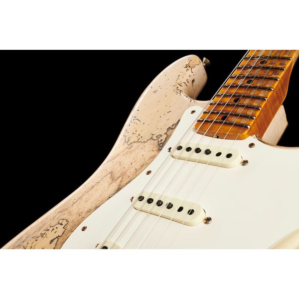 Fender Red Hot Strat ADWB SH Relic
