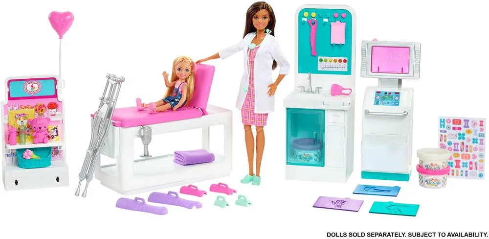 COFFRET POUPEE CLINIQUE DE BARBIE