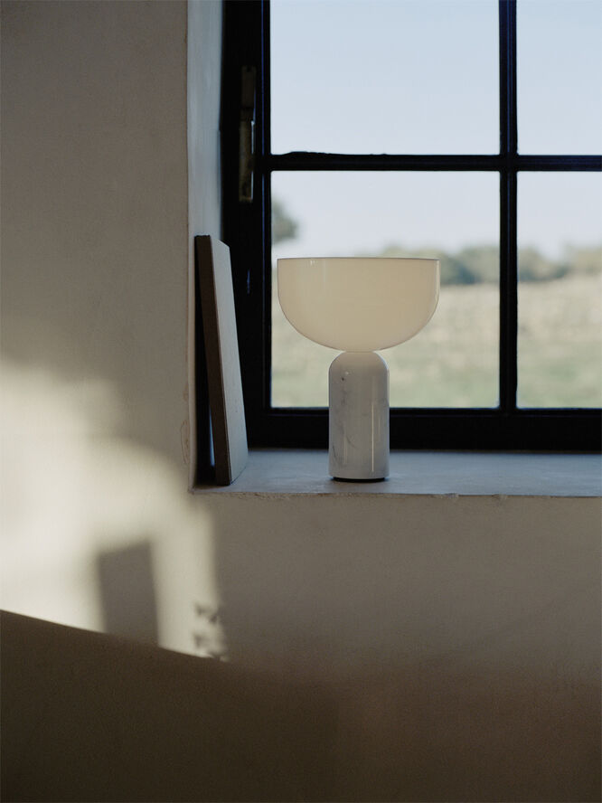 New Works Kizu Portable Lamp White marble