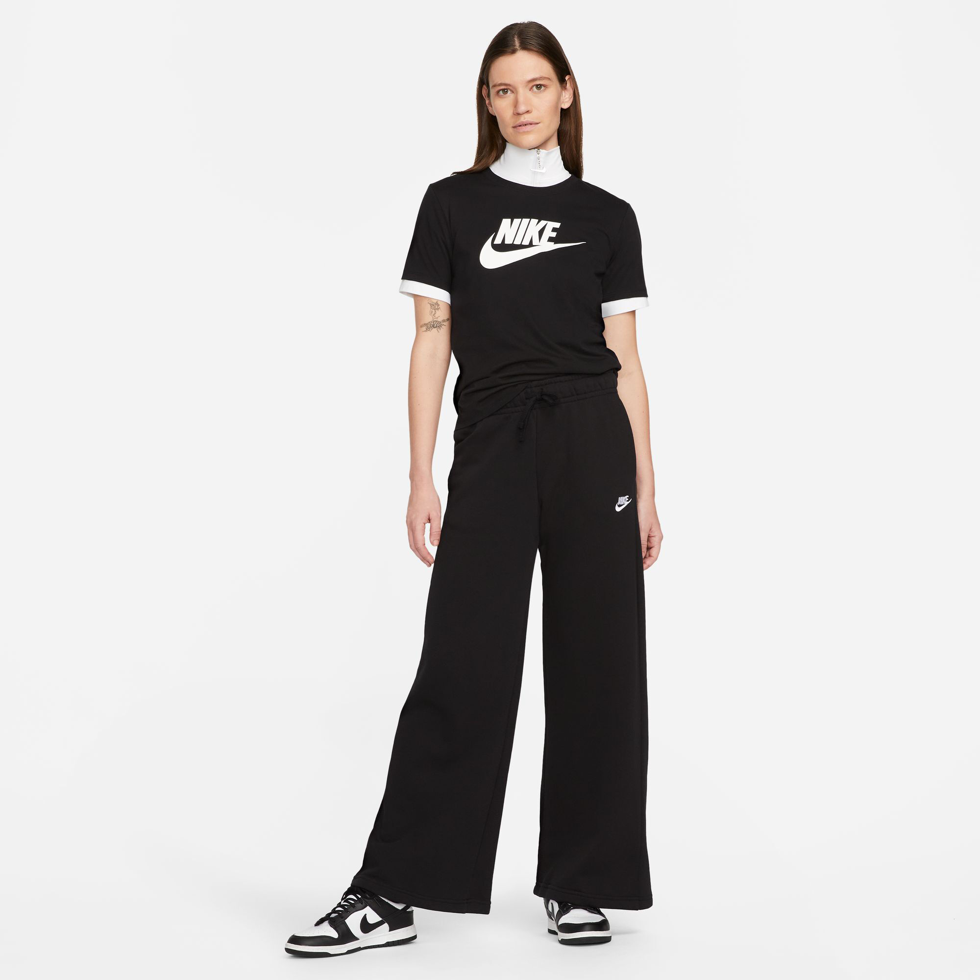 Nike New Sportswear Essential Icon Futura T-shirt Femmes - Noir