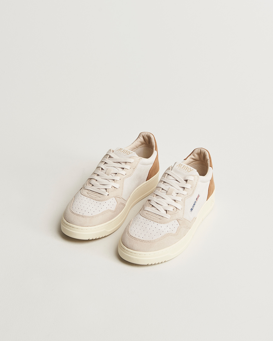 Autry Medalist Low Sneaker Sand/Cigarr