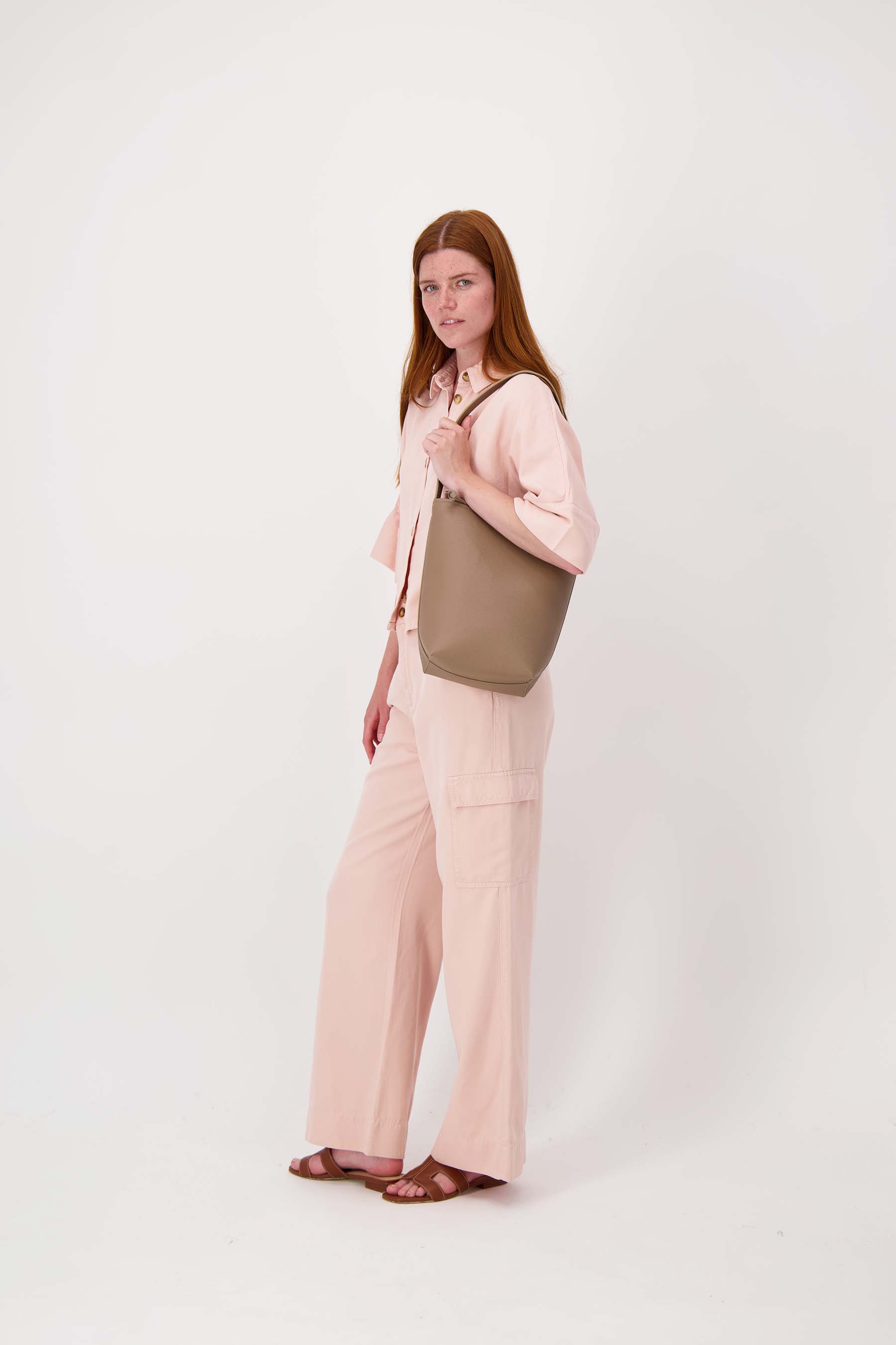 bucket bag