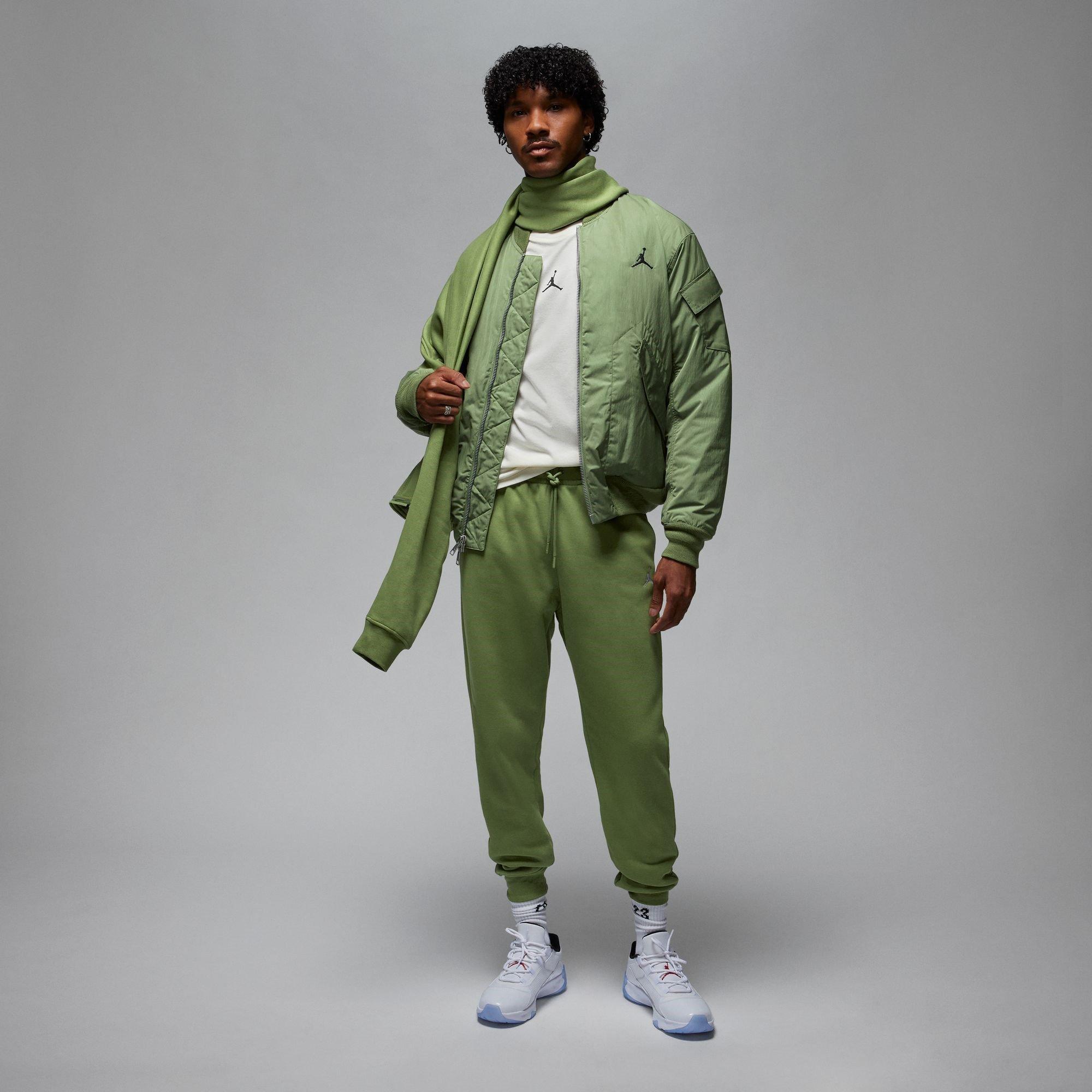 Air Jordan Essential Mens Fleece Pants