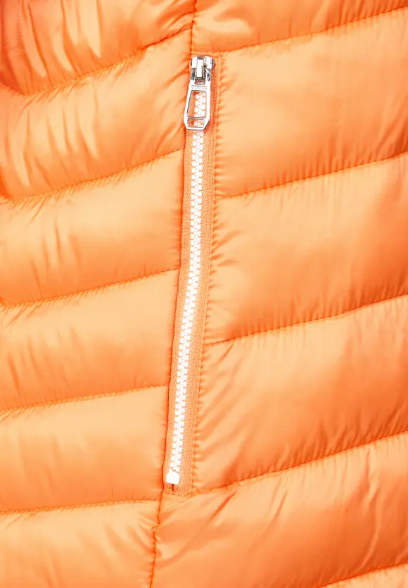 Kurze Steppjacke - strong apricot