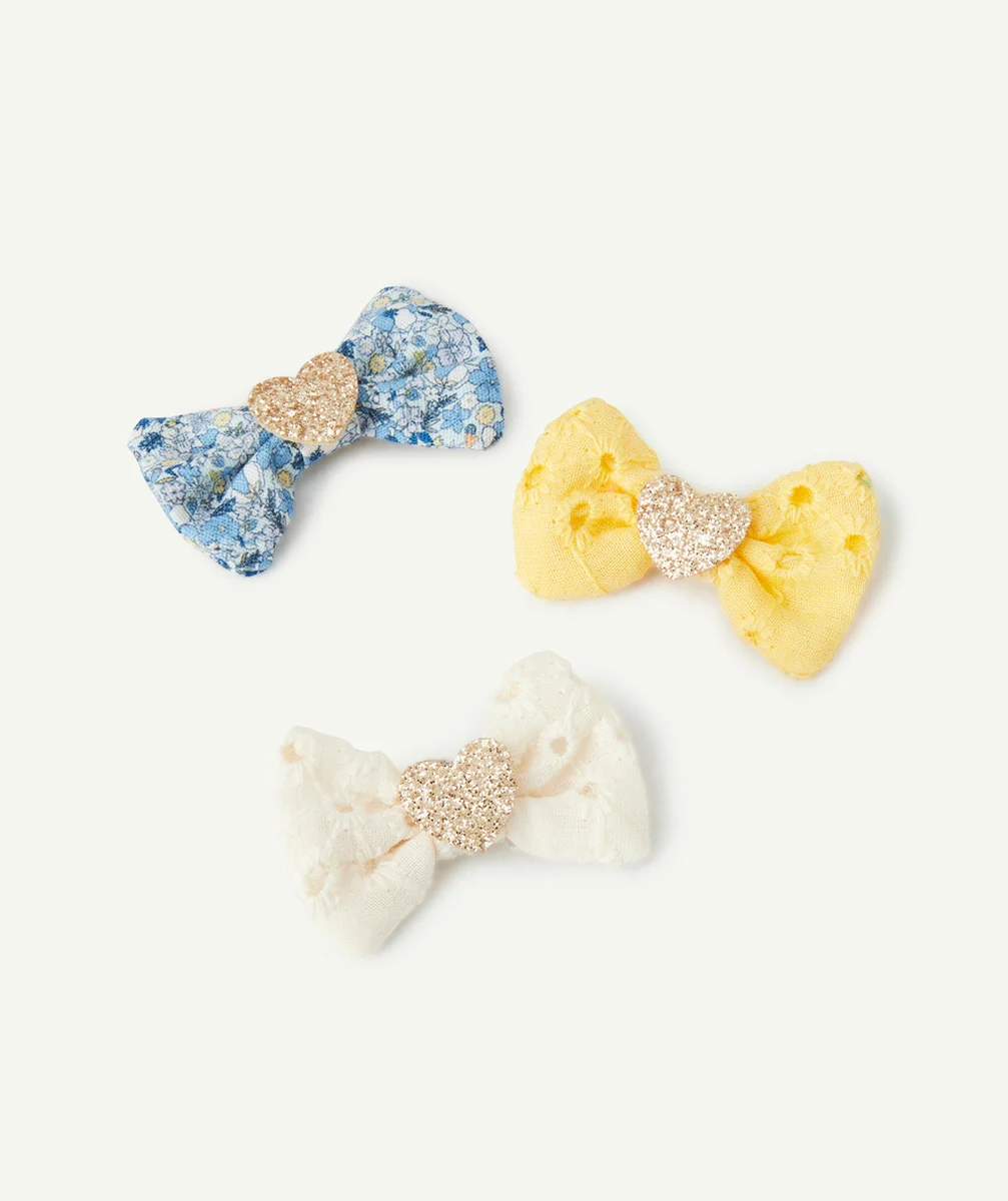LOT DE 3 BARRETTES BÉBÉ FILLE AVEC PATCH COEUR PAILLETÉ ET BRODERIES FLEURS