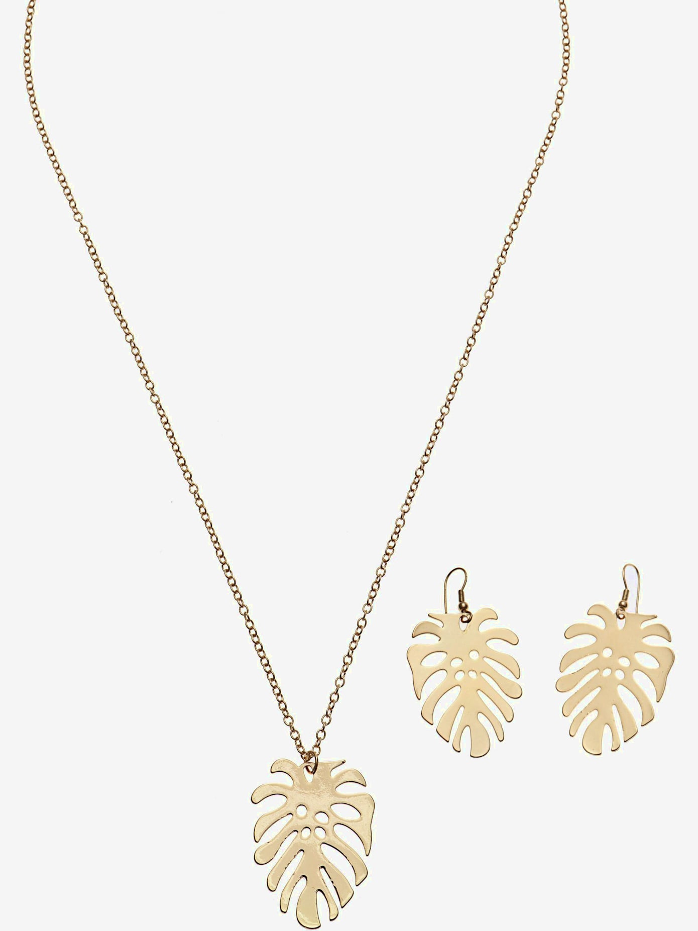 Bijoux met en valeur les tenues de plage