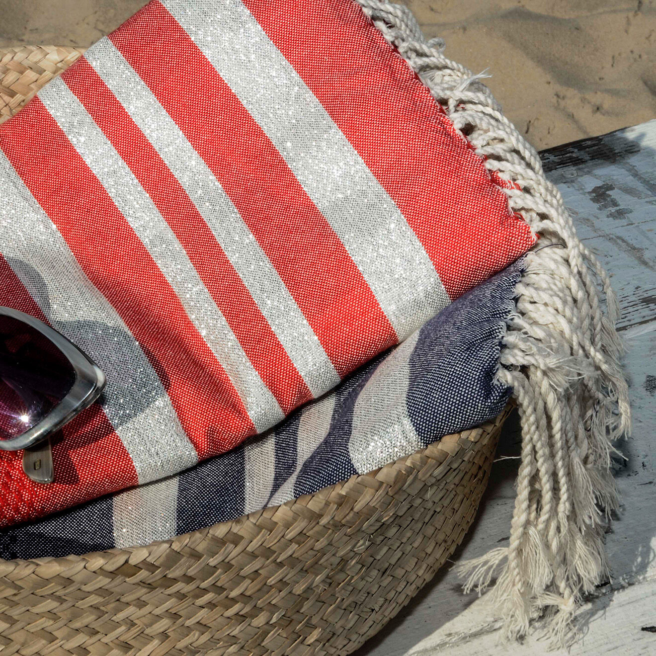 Febronie Fouta Nid d'abeille Hamptons Lurex bleu/argenté - 100x200 cm