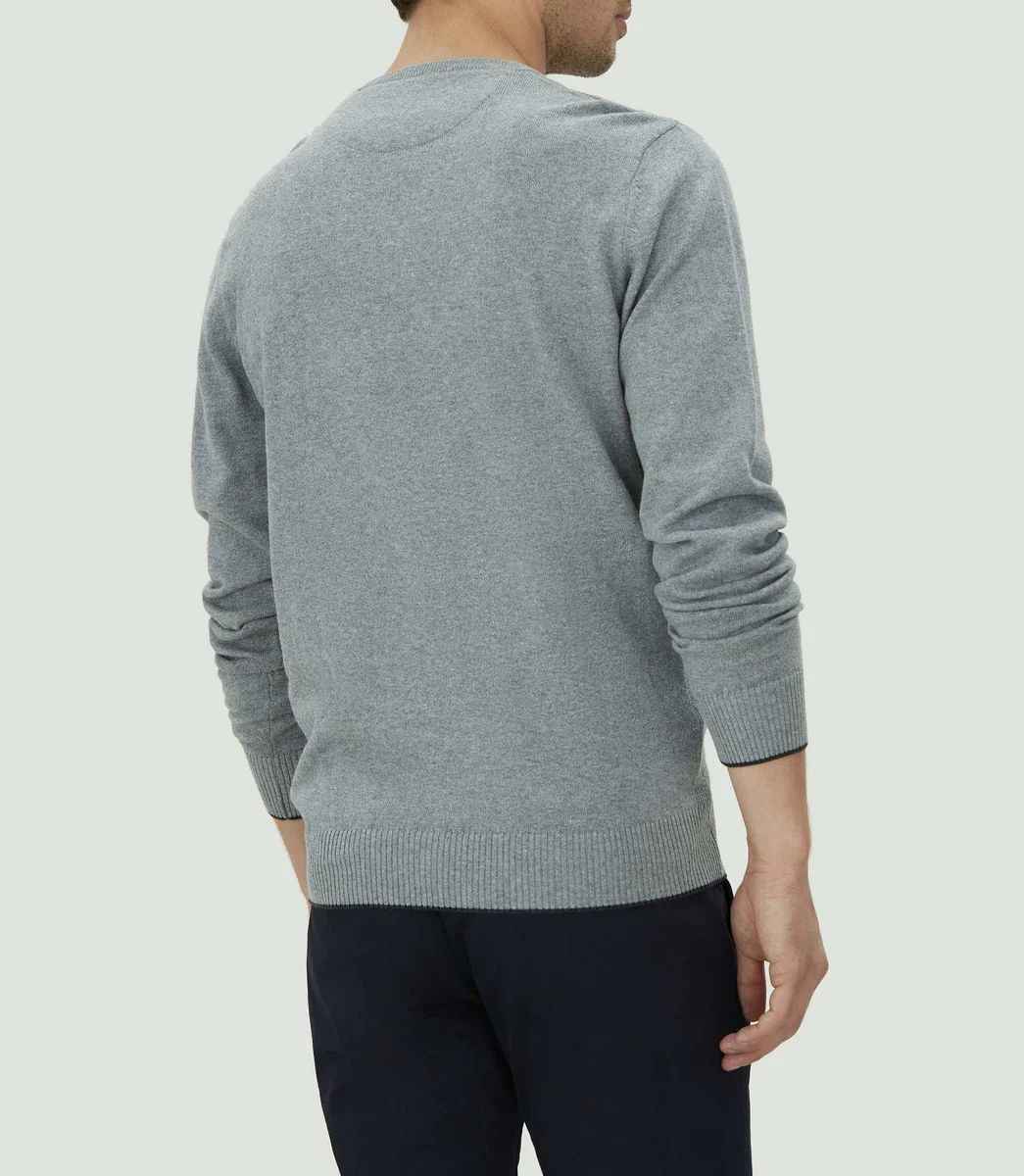 Pull col V gris chiné 