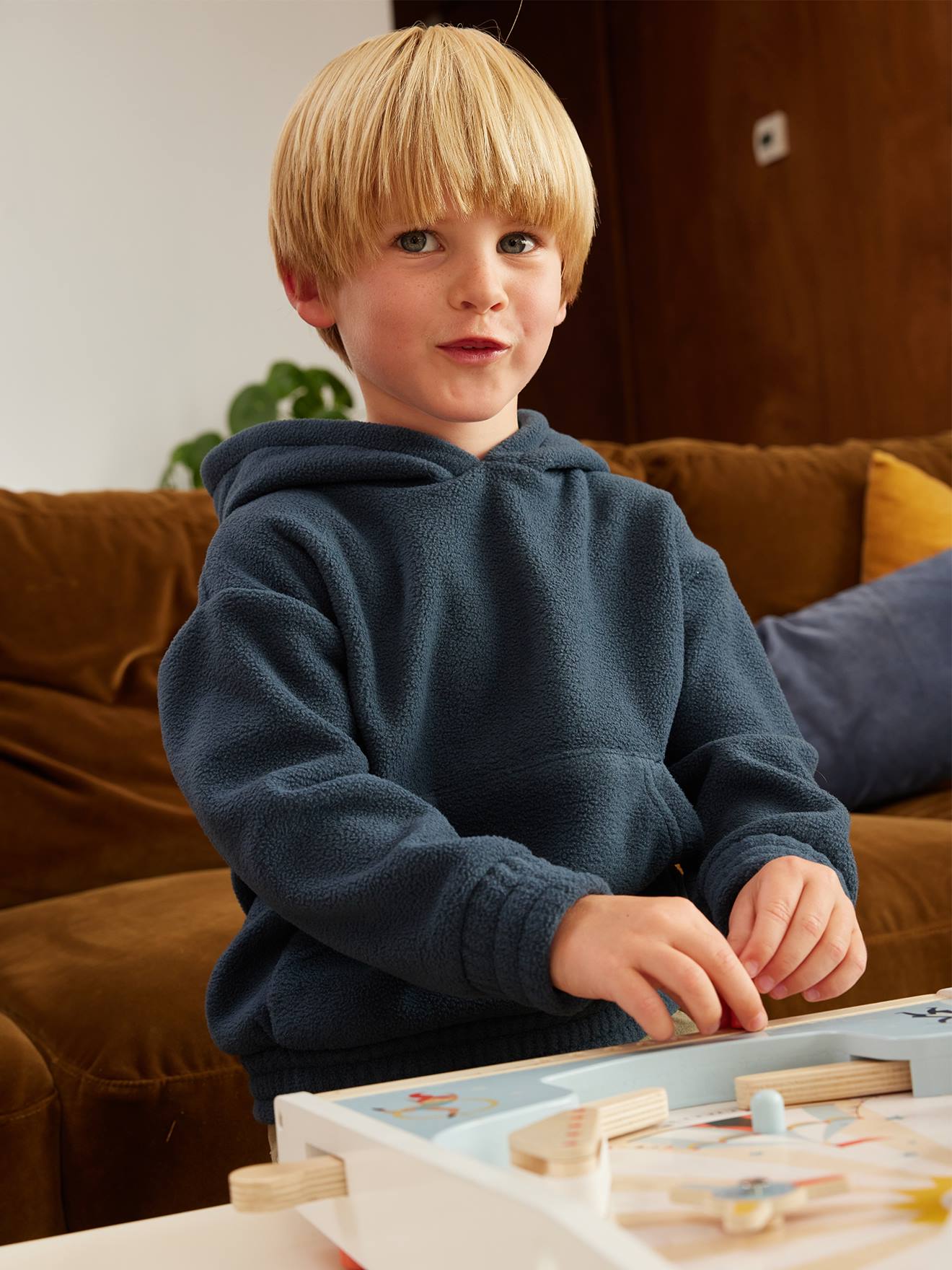 Moletom com capuz azul escuro para meninos
