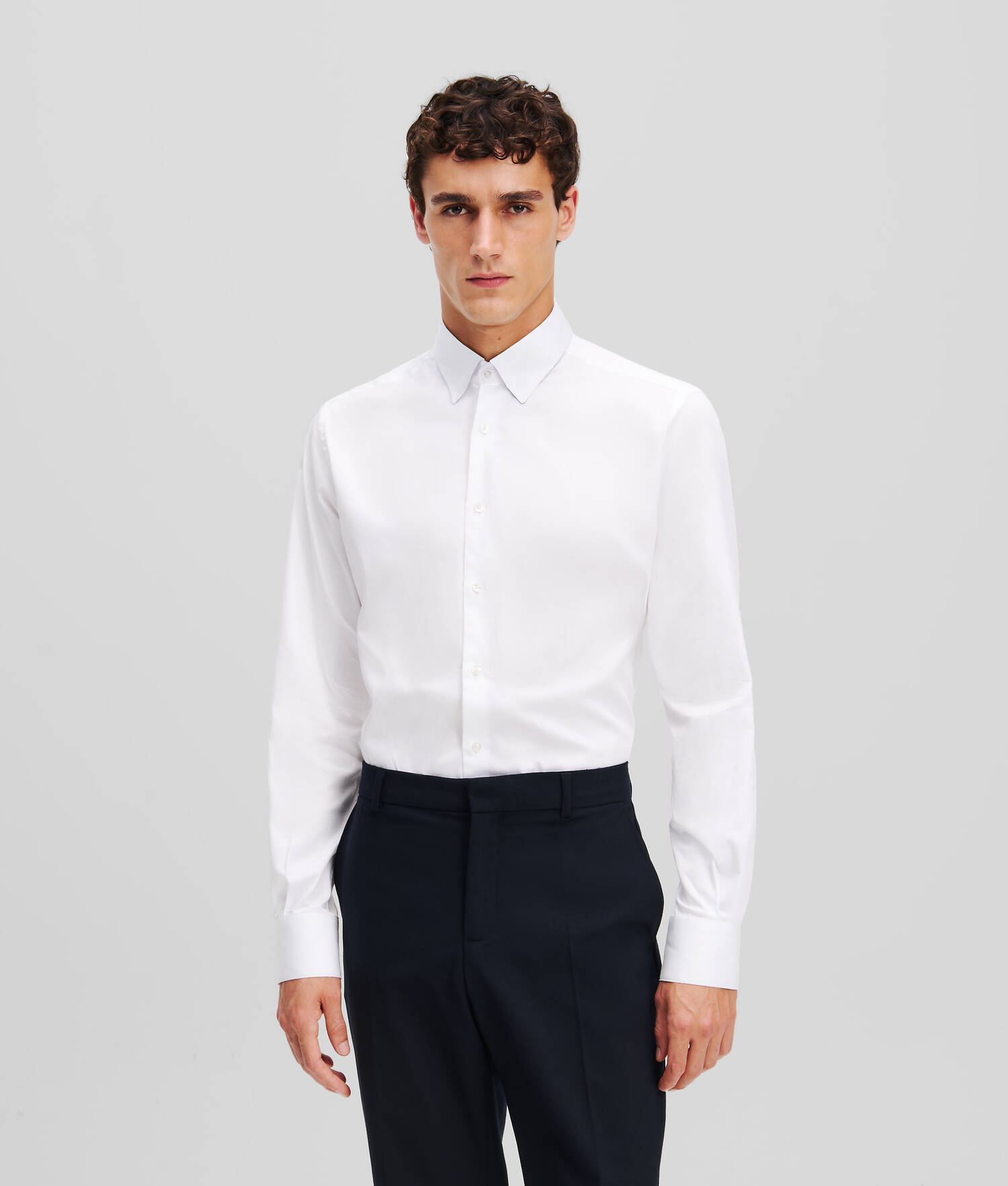 CHEMISE COUPE MODERNE