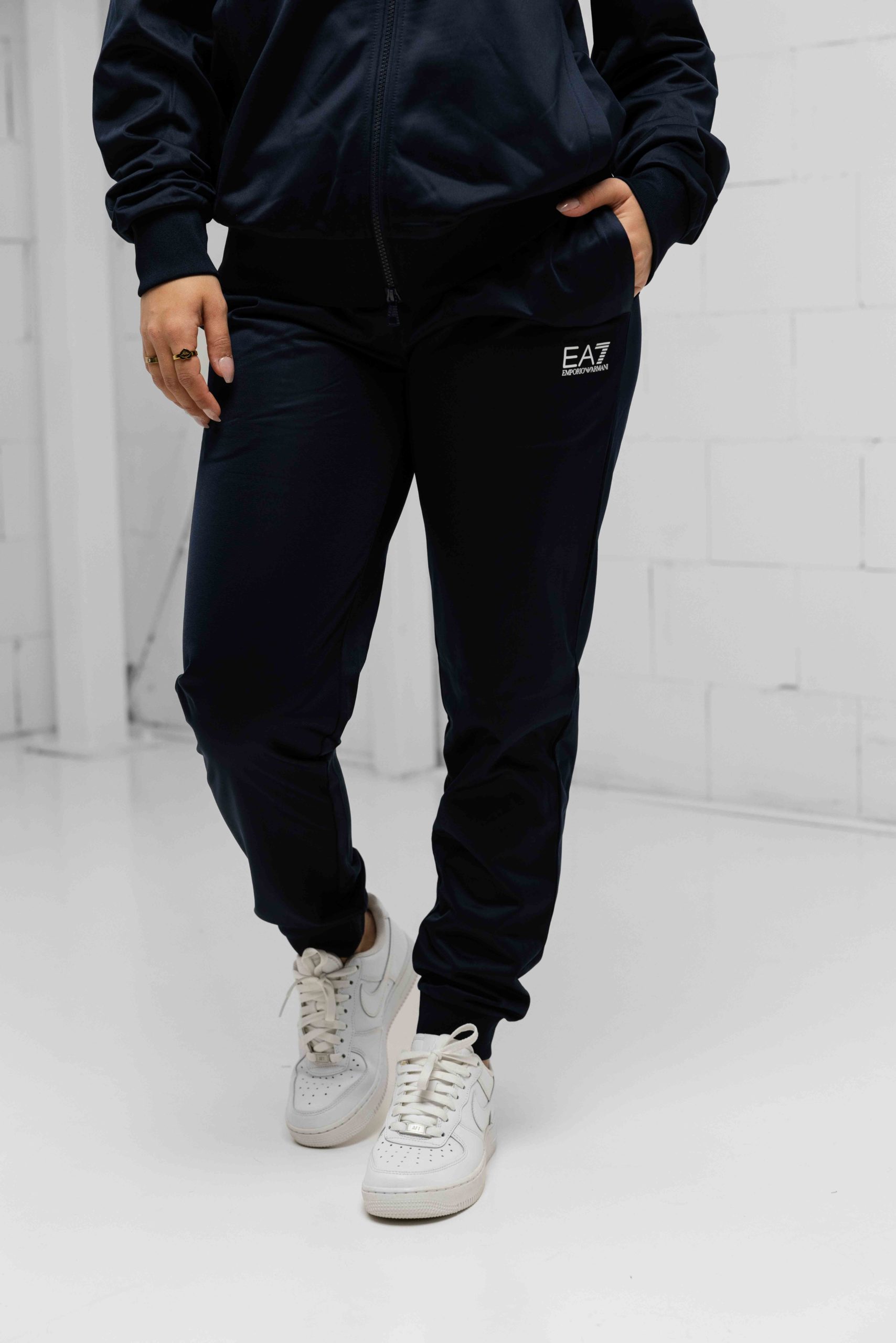 EA7 Emporio Armani 8NPV65 Trainingspak Dames Donkerblauw