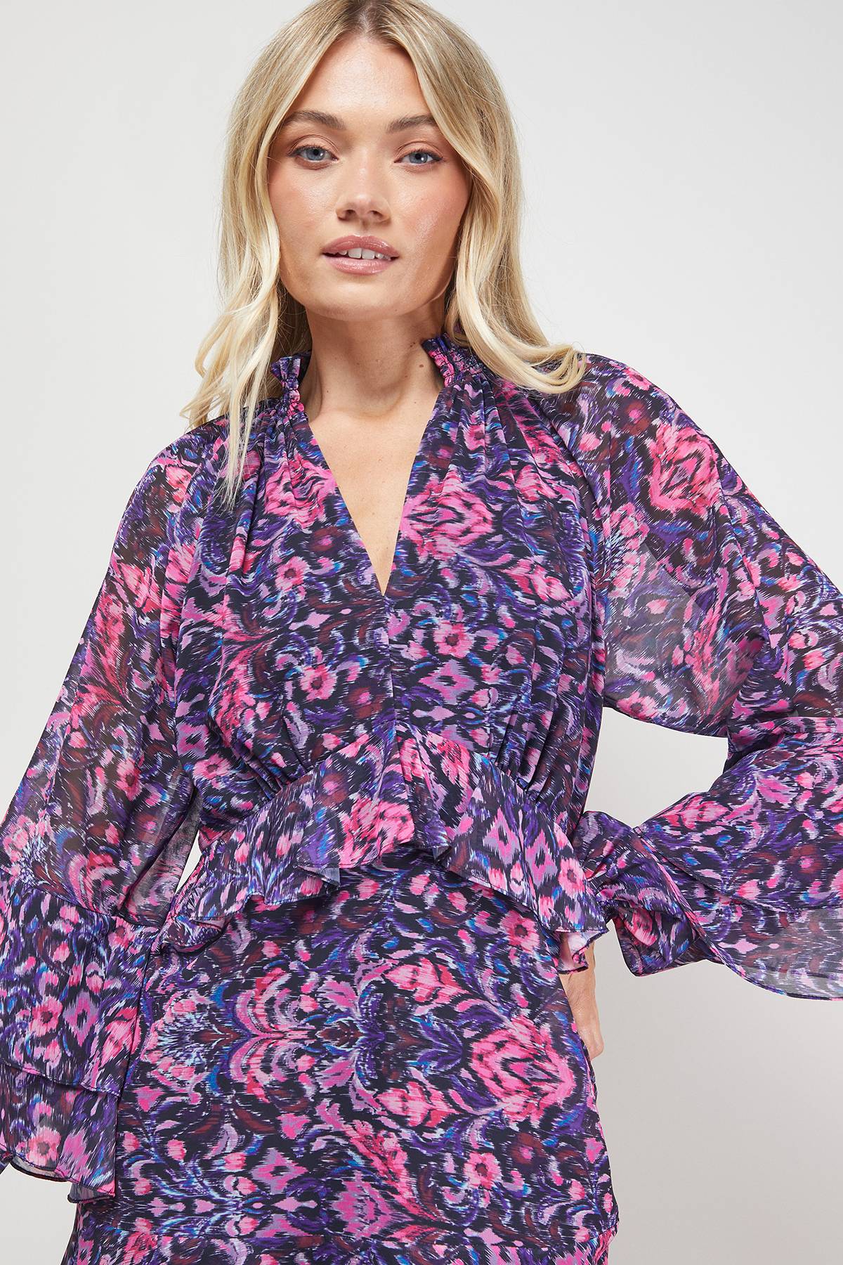 Oasis Robe Mini à Imprimé avec Manches Évasées et Détails Volantés