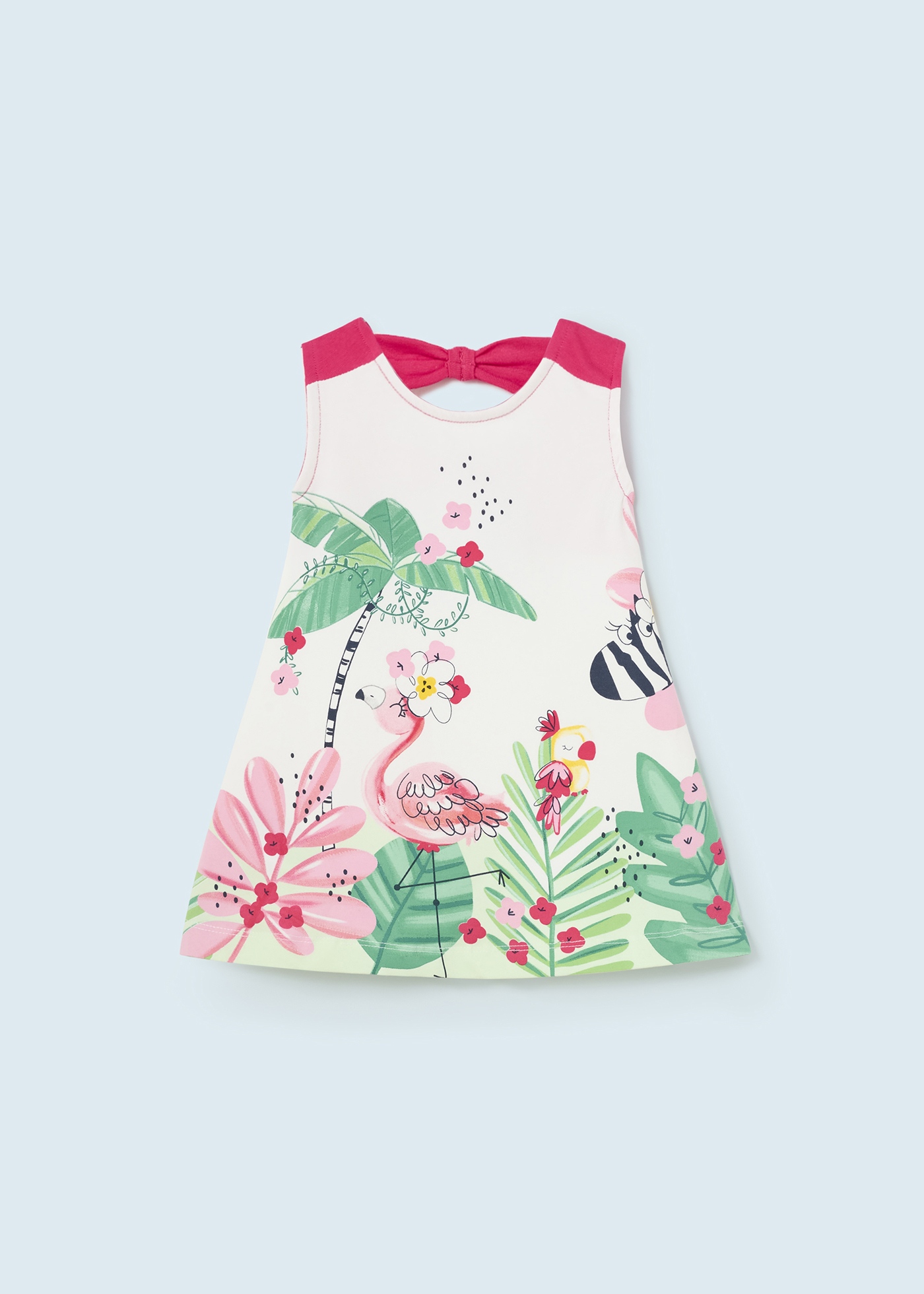 Vestido infantil com estampa feita de algodão sustentável.