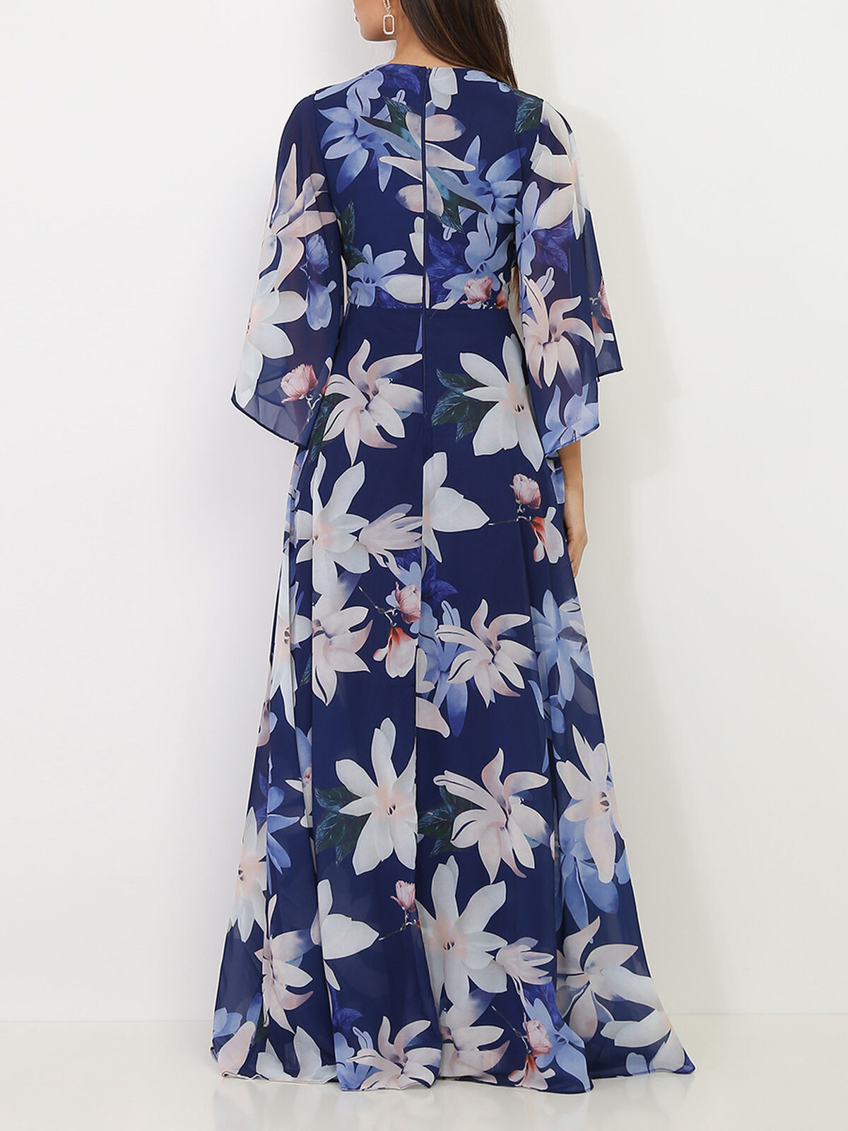 Robe longue plissée à fleurs- Bleu marine