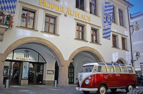 Stadtrundfahrt München - Fahrt im VW Bulli
