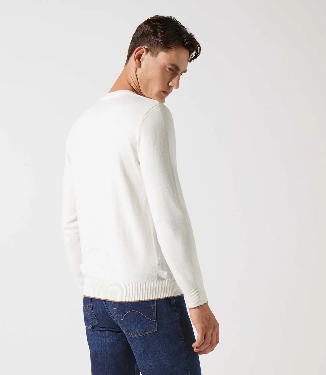 Pull col v rayé écru