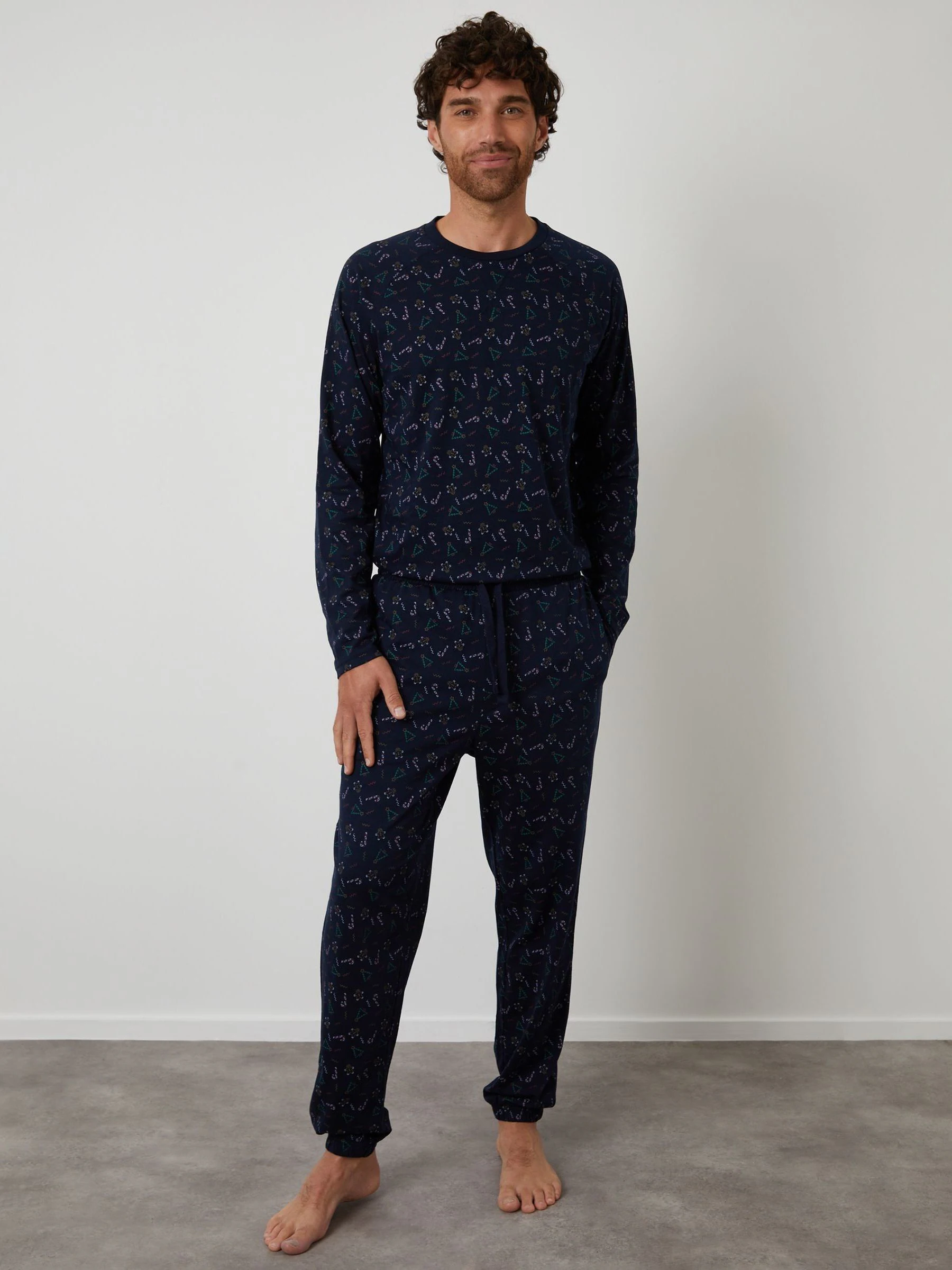 Threadbare Printed Christmas Long Pyjamas Set