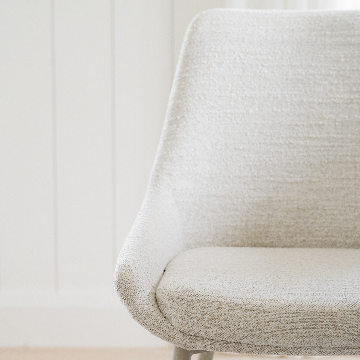 Eetkamerstoel Sierra - beige poten Licht beige