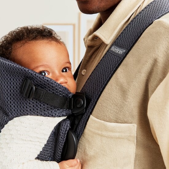 Porte-bébé Mini   Anthracite Mesh 3D        de               BabyBjörn