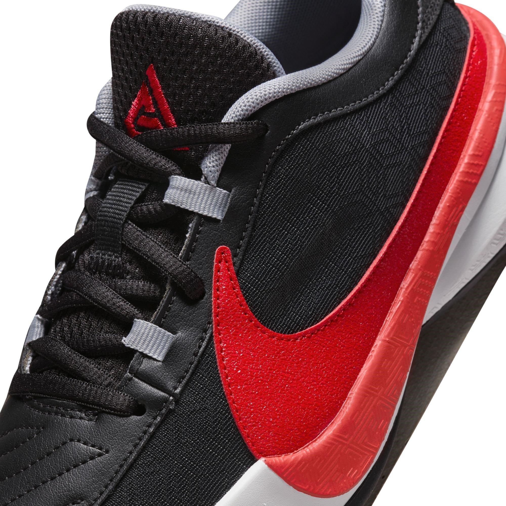 Nike Freak 5 Jnr Basketball Shoe