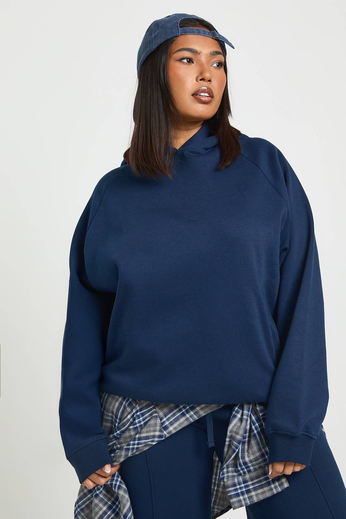 boohoo Hoodie basique Plus Core à couture raglan surdimensionné