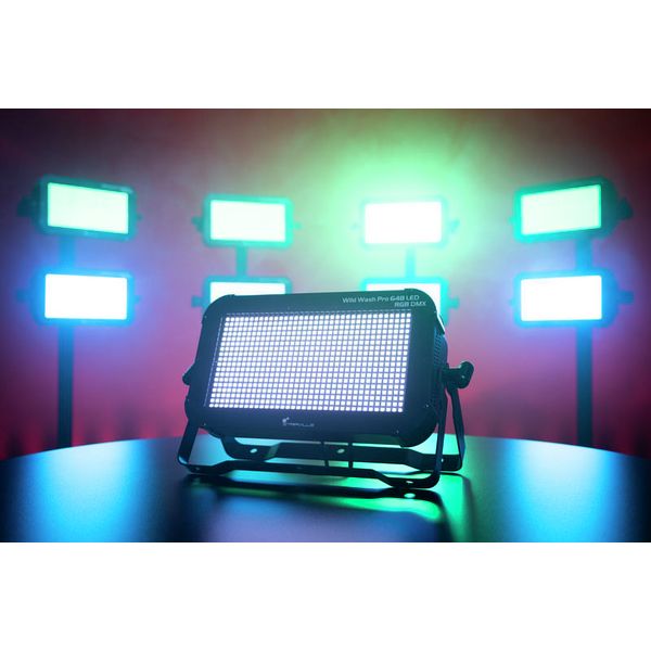 Stairville Wild Wash Pro 648 LED RGB DMX