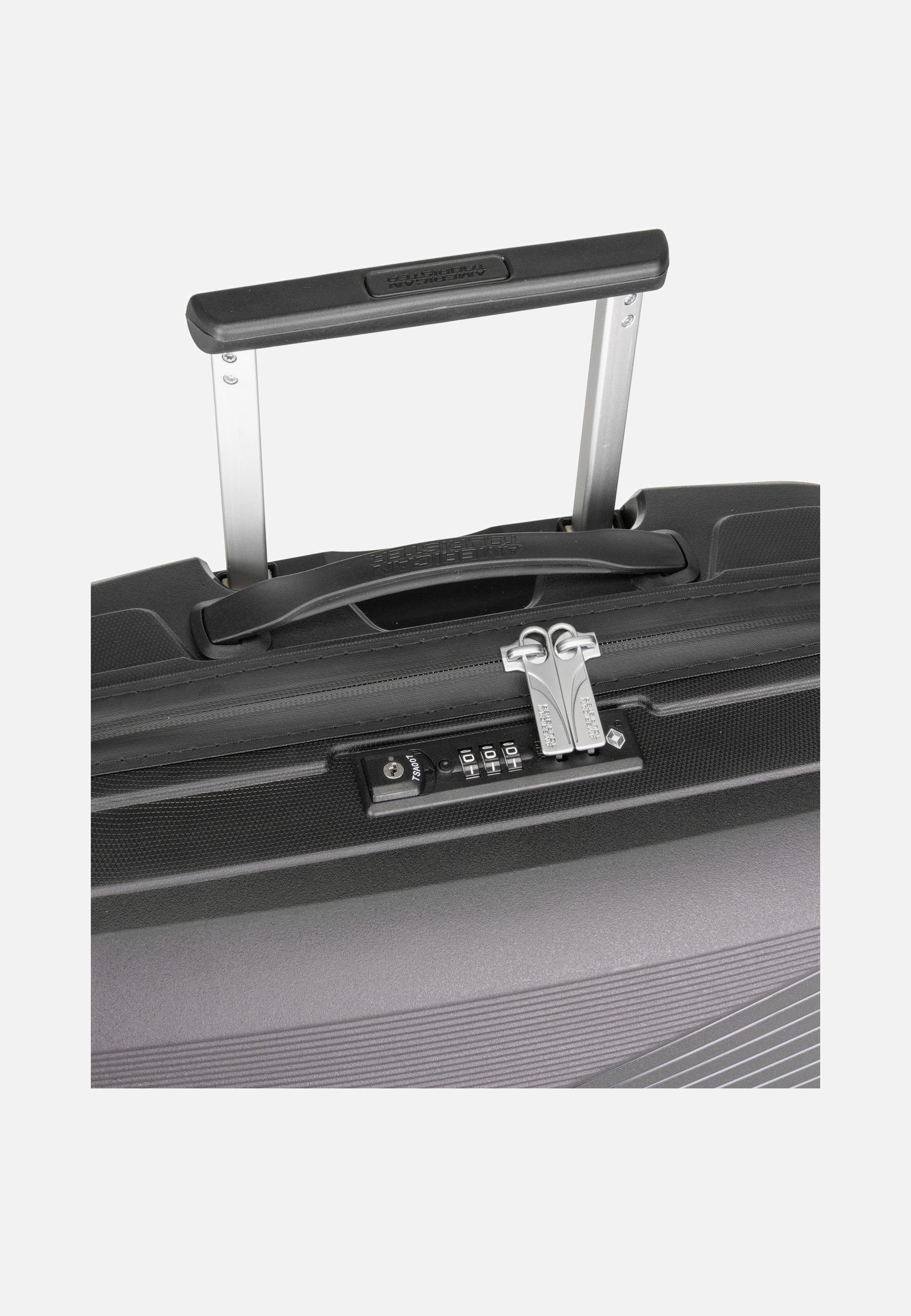 Airconic Spinner 55 Onyx Black - Koffer