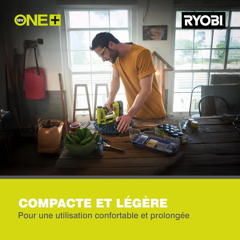 RYOBI - Agrafeuse 18V - agrafes dos 9,4 mm, longueur 6,35 mm à 14,3 mm - chargeur 90 agrafes - Livrée avec agrafes et crochet de maintien - R18ST50-0 : Bricolage