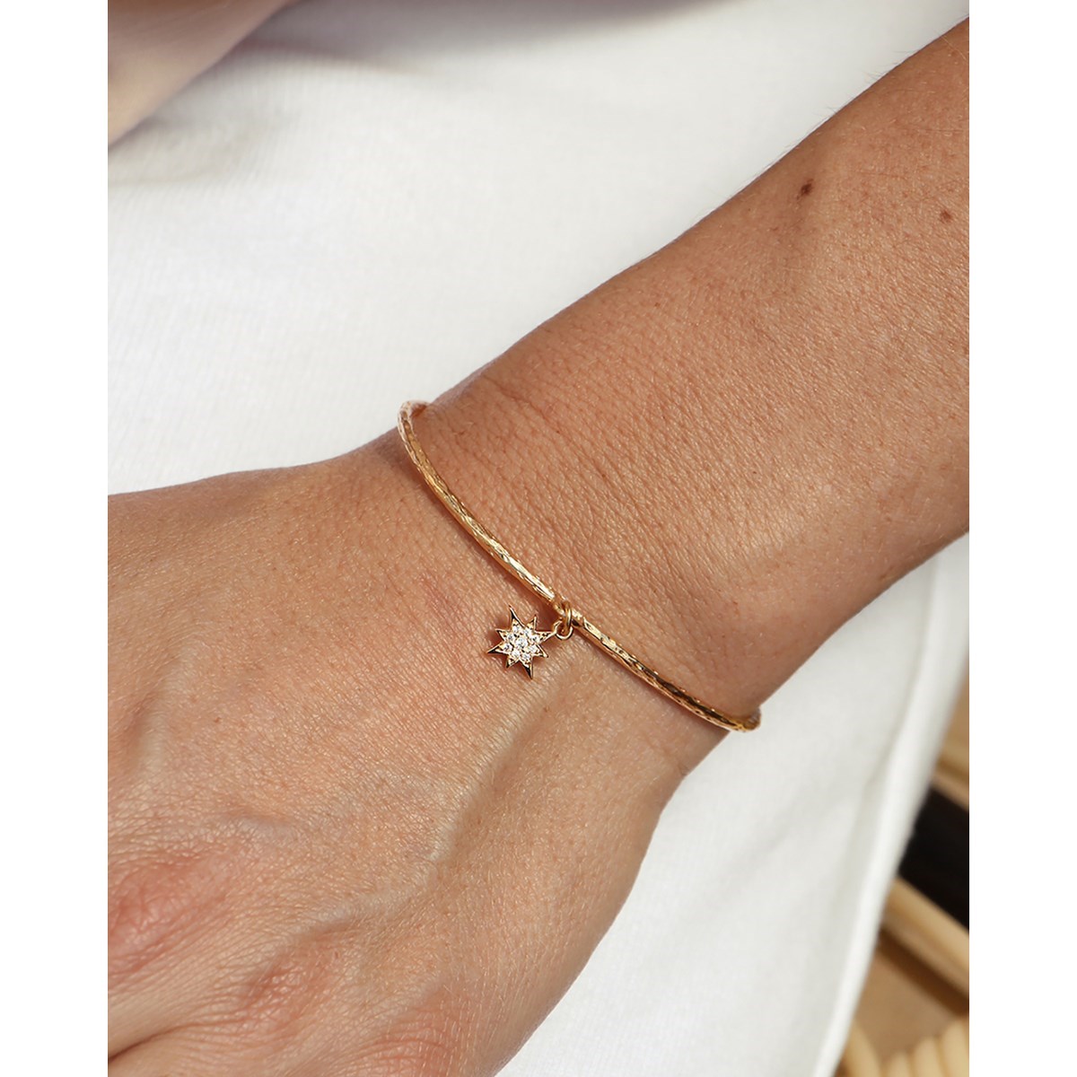 Jonc charm coeur doré à l'or fin 24k LILY
