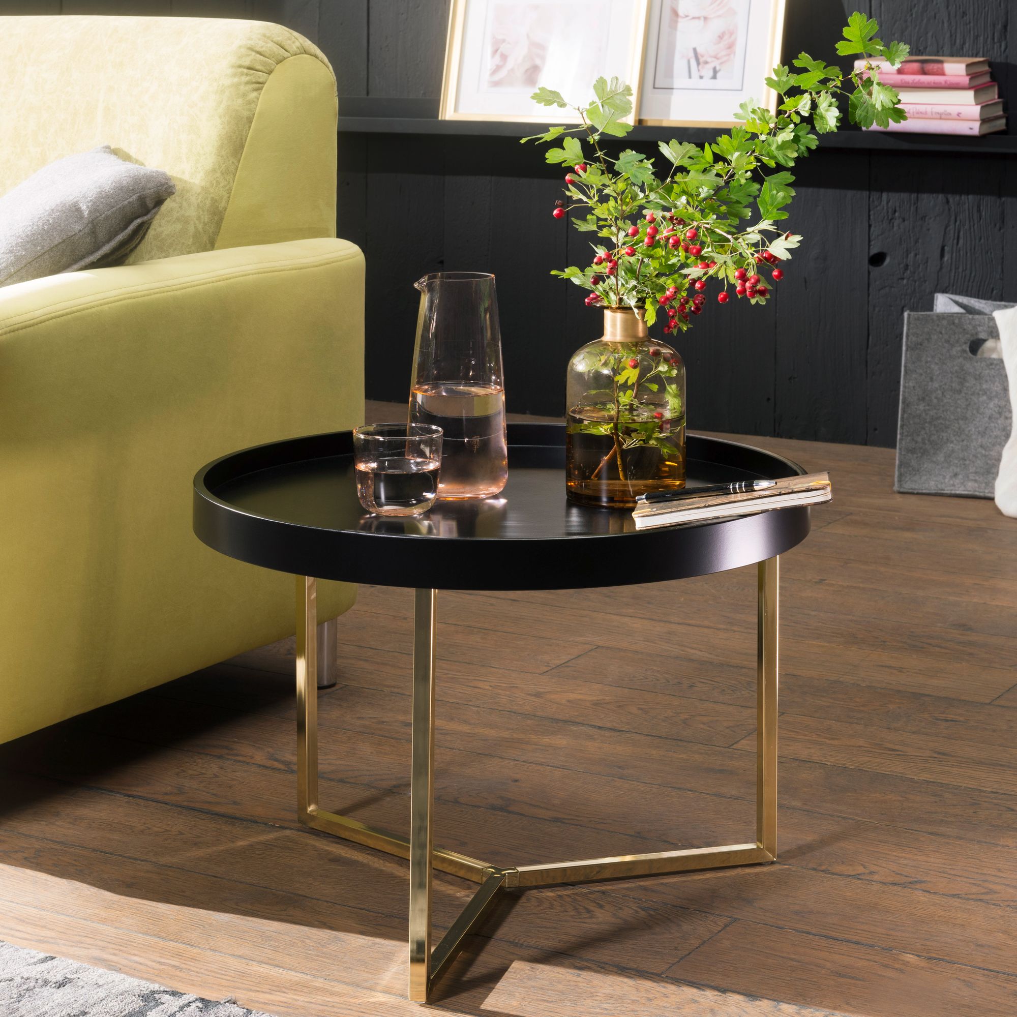 KADIMA DESIGN Sofatisch LIA Rund: Retro Stil, Metallgestell, abnehmbares Tablett, Anti-Rutsch-Noppen, Gold/Schwarz oder Kupfer/Weiß.