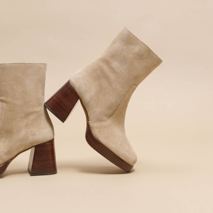 Bottines à plateformes  en croute beige