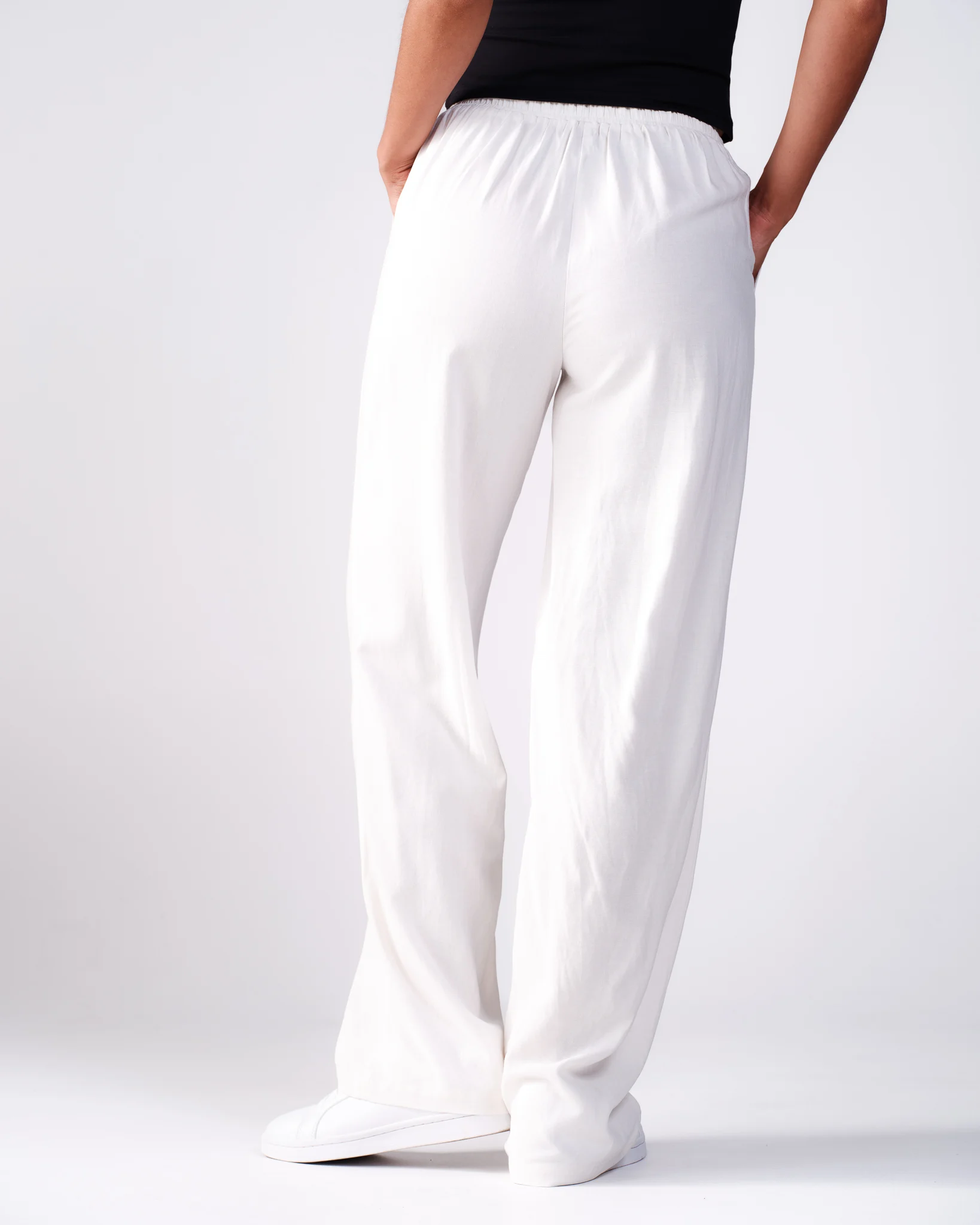Weightless Lisa Linen Mix Trousers Off White
