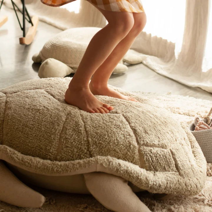 Lorena Canals - Sea Turtle Pouf, 85 x 115 cm, olive / natur