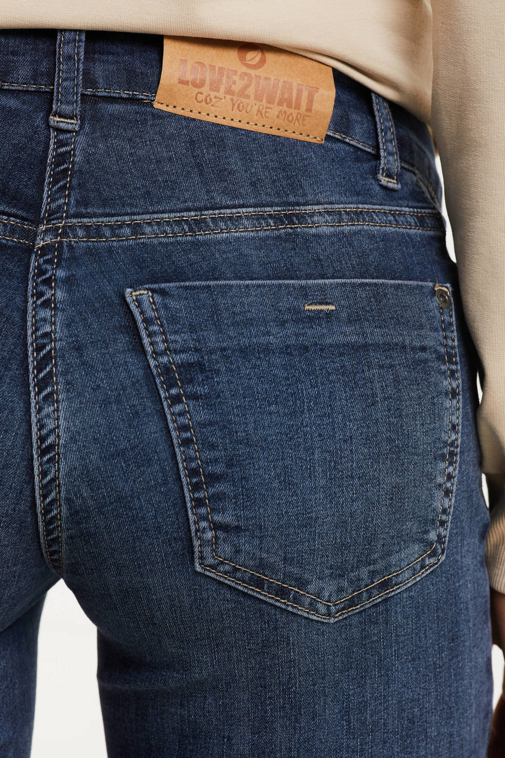 LOVE2WAIT flared zwangerschapsjeans Judy blauw