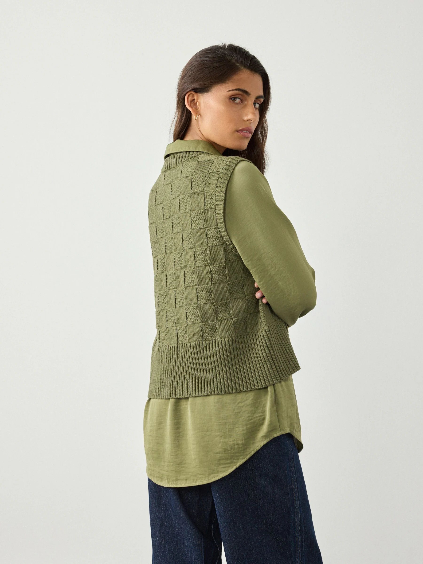 Kakigroen - Knitted Tank Shirt Layer With Button Detail