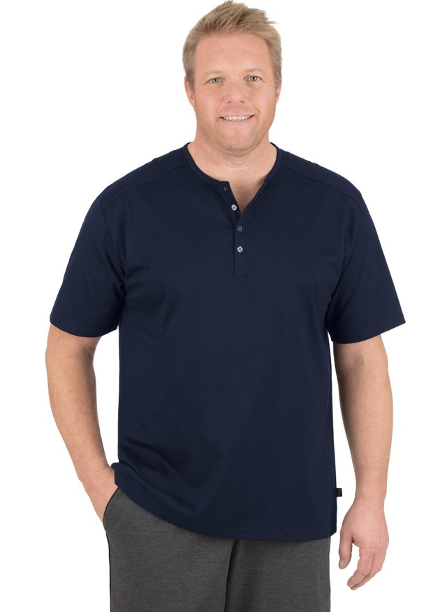 Trigema T-Shirt »TRIGEMA T-Shirt mit Knopfleiste DELUXE Baumwolle«, 1 Stk.