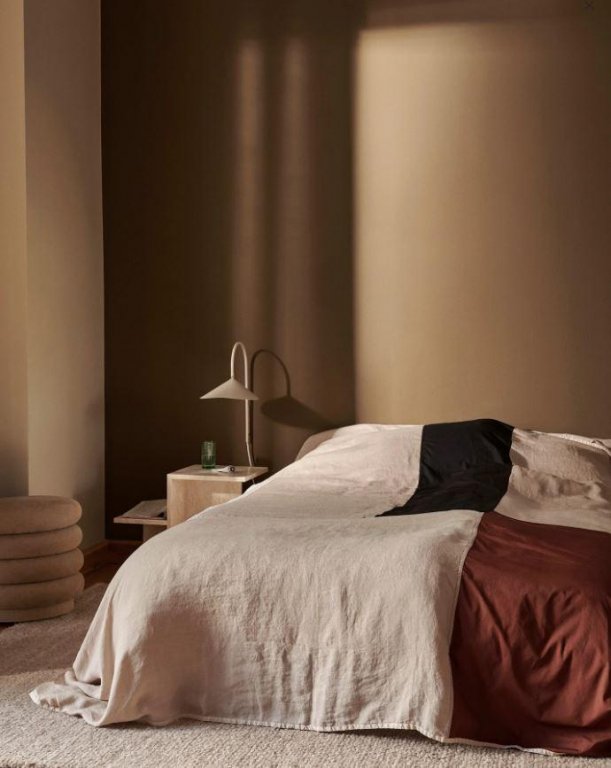 Ferm Living Arum Swivel wandlamp zwart