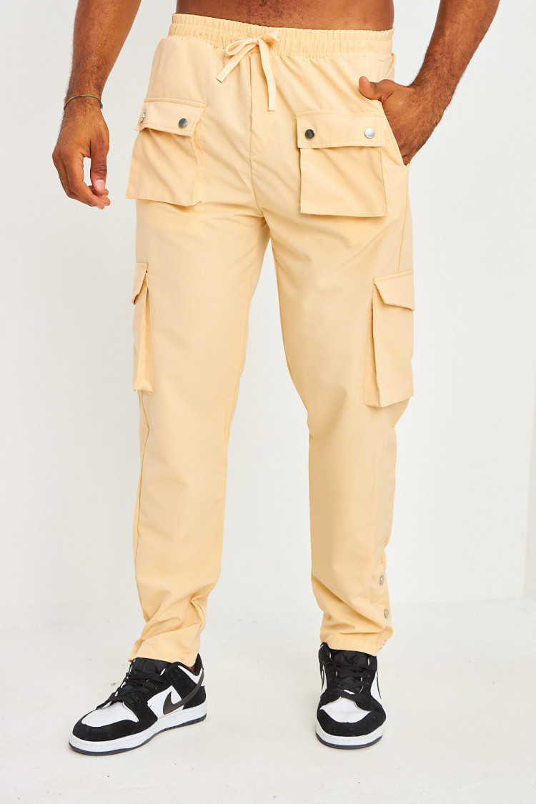 Pantalon cargo poches plaquées beige