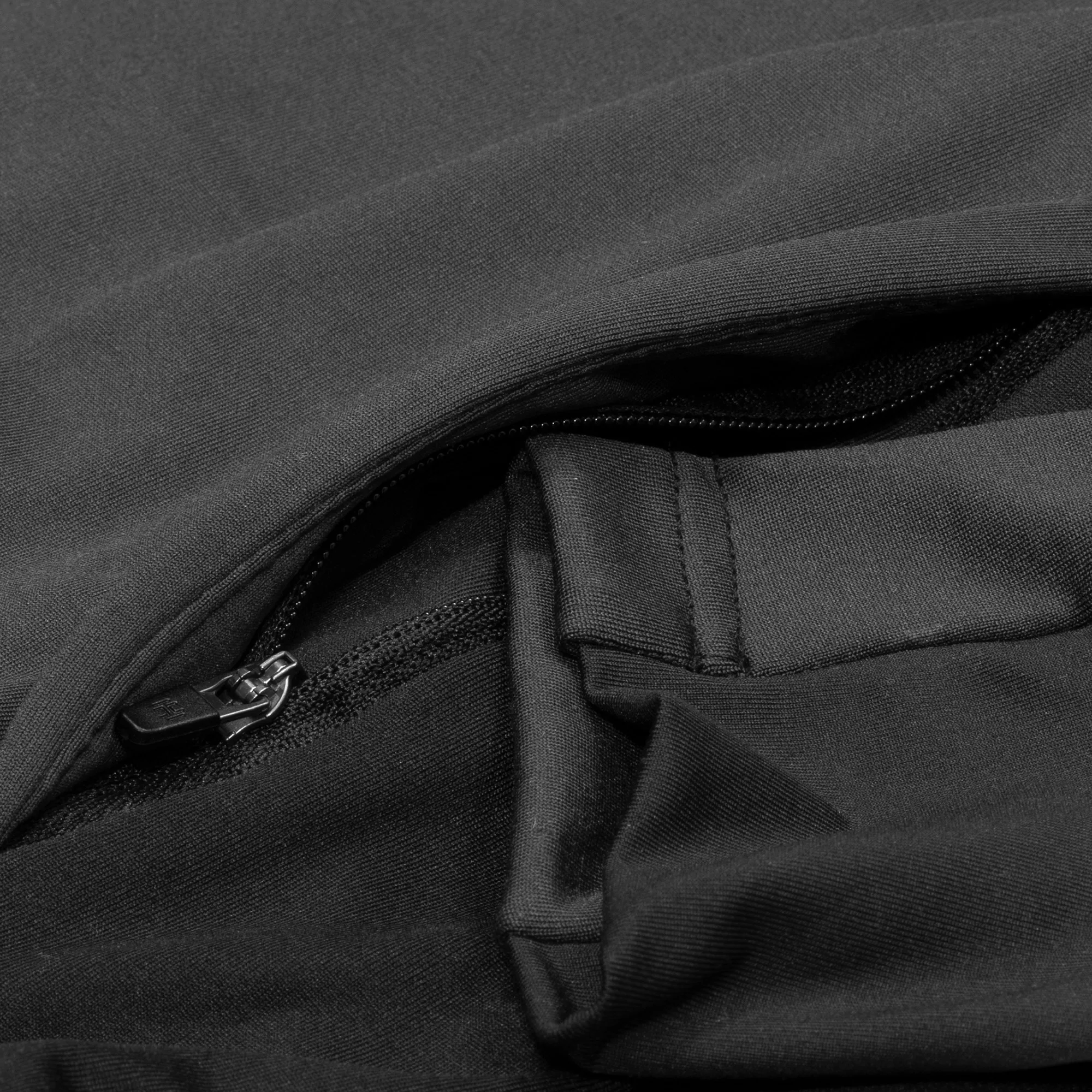 Hellner Men's Hirvas Hybrid Jacket Black Beauty/Phantom