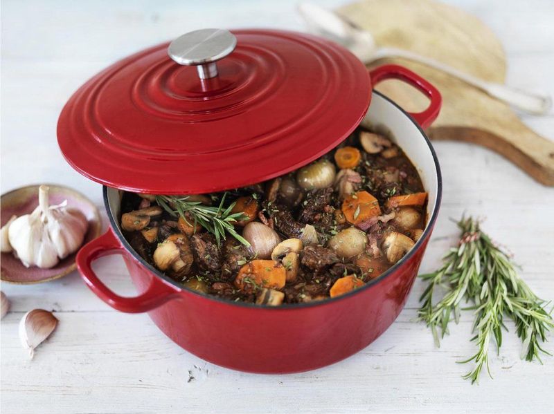 BK - Geëmailleerd Gietijzer - Ronde Nederlandse Oven - Chili Rood - 24cm