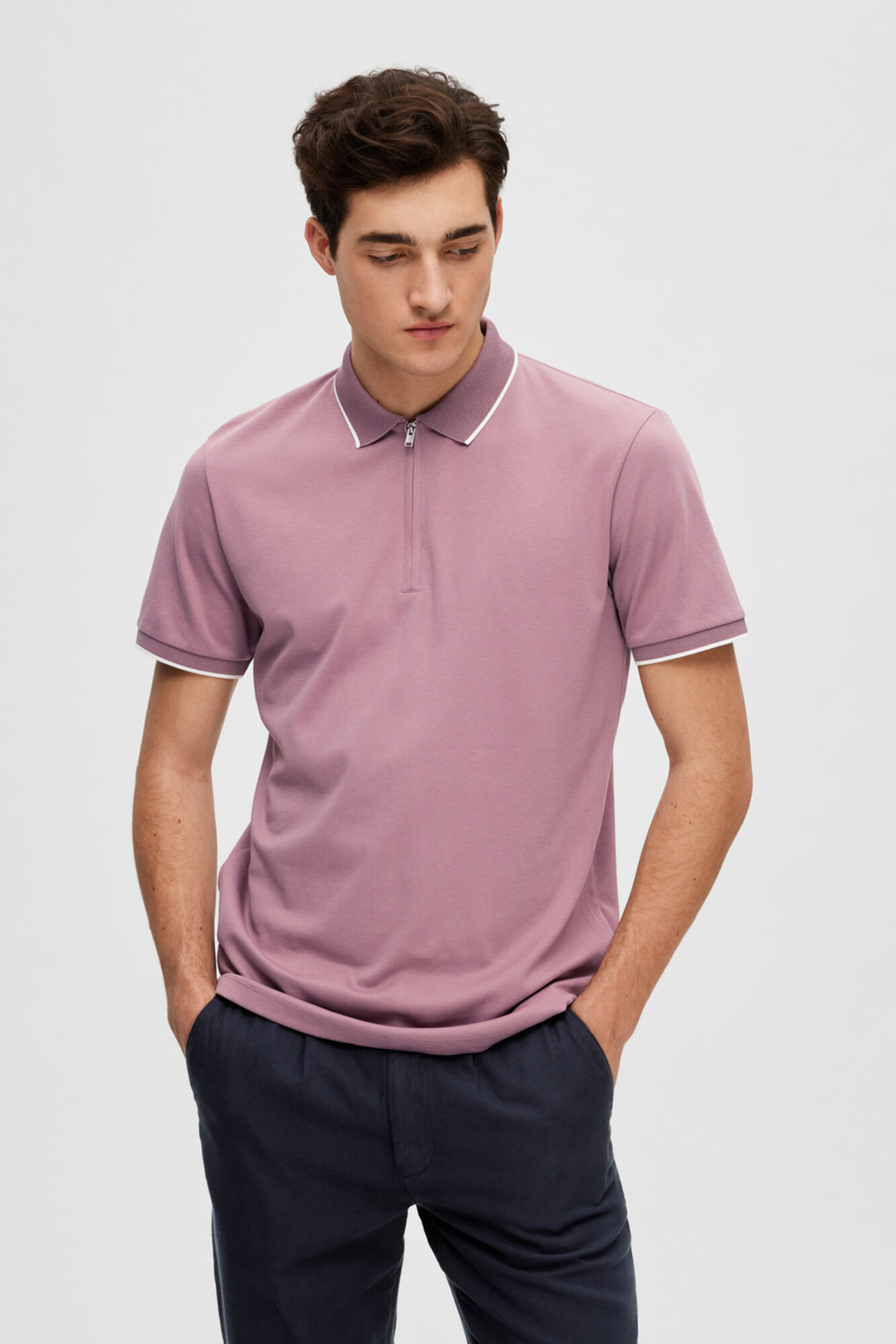 Camisa polo de manga curta com zíper em algodão orgânico. - Lilás