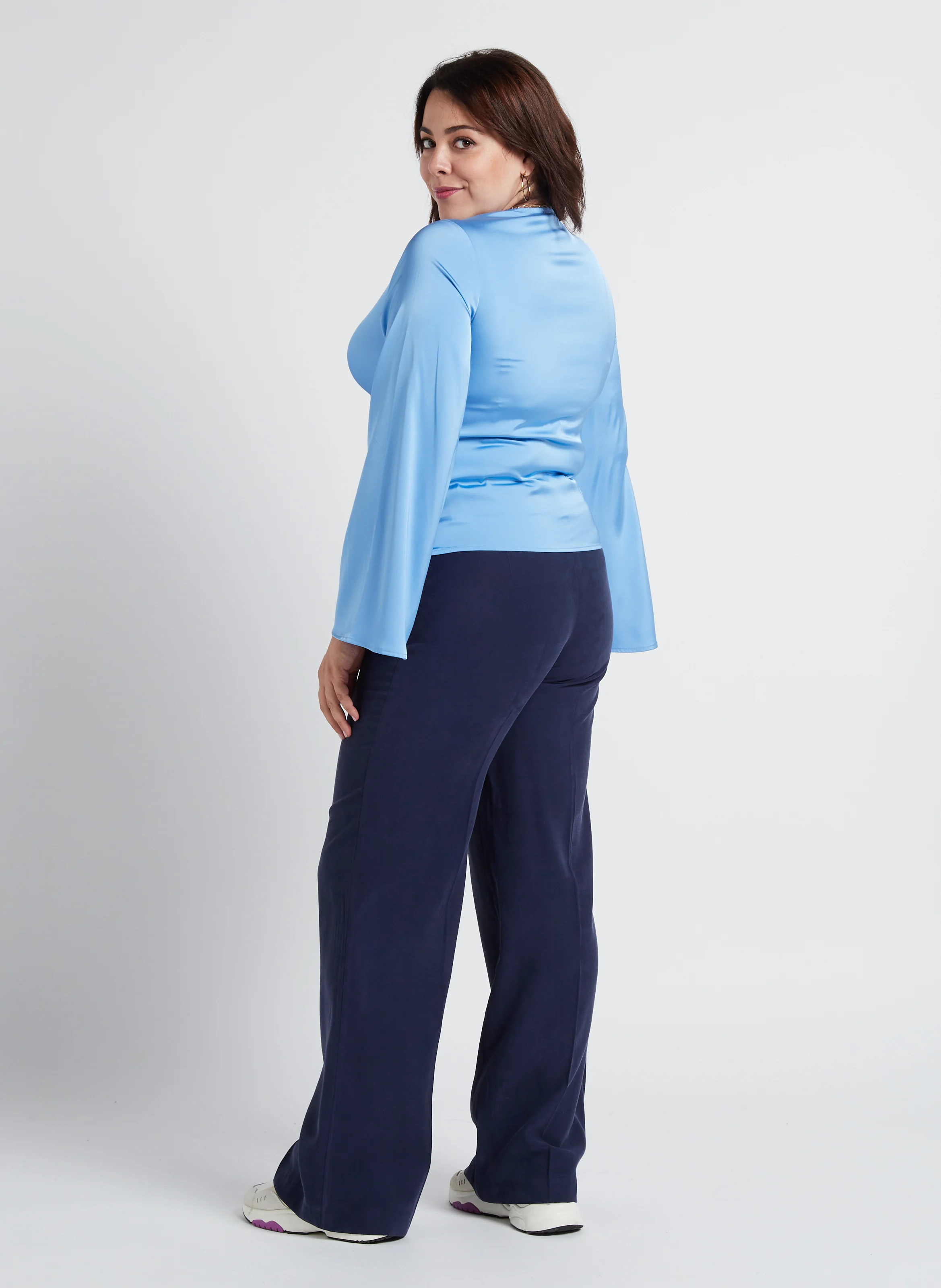 Top fluide col V satiné | Bleu
