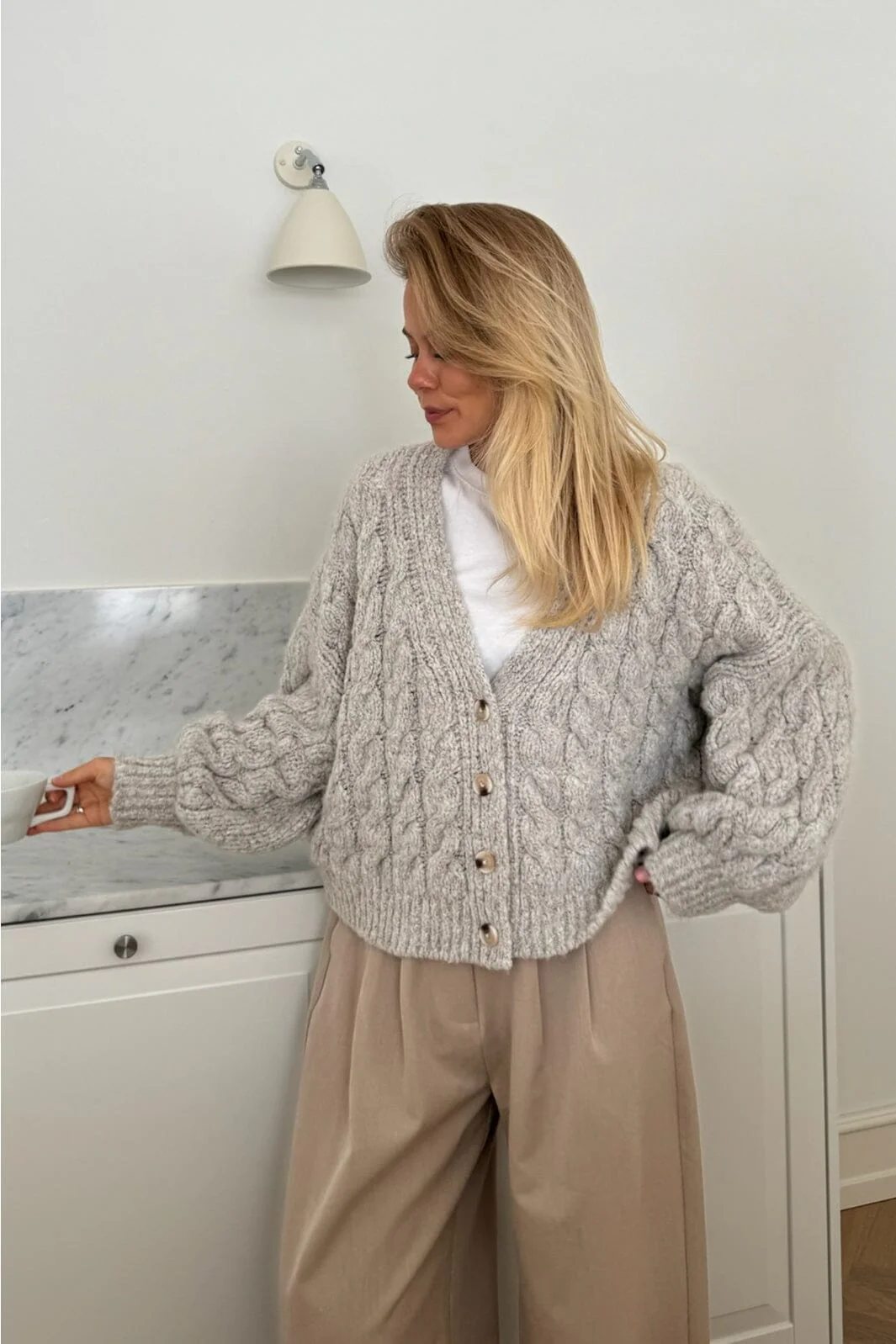 BYIC Siggaic Cardigan