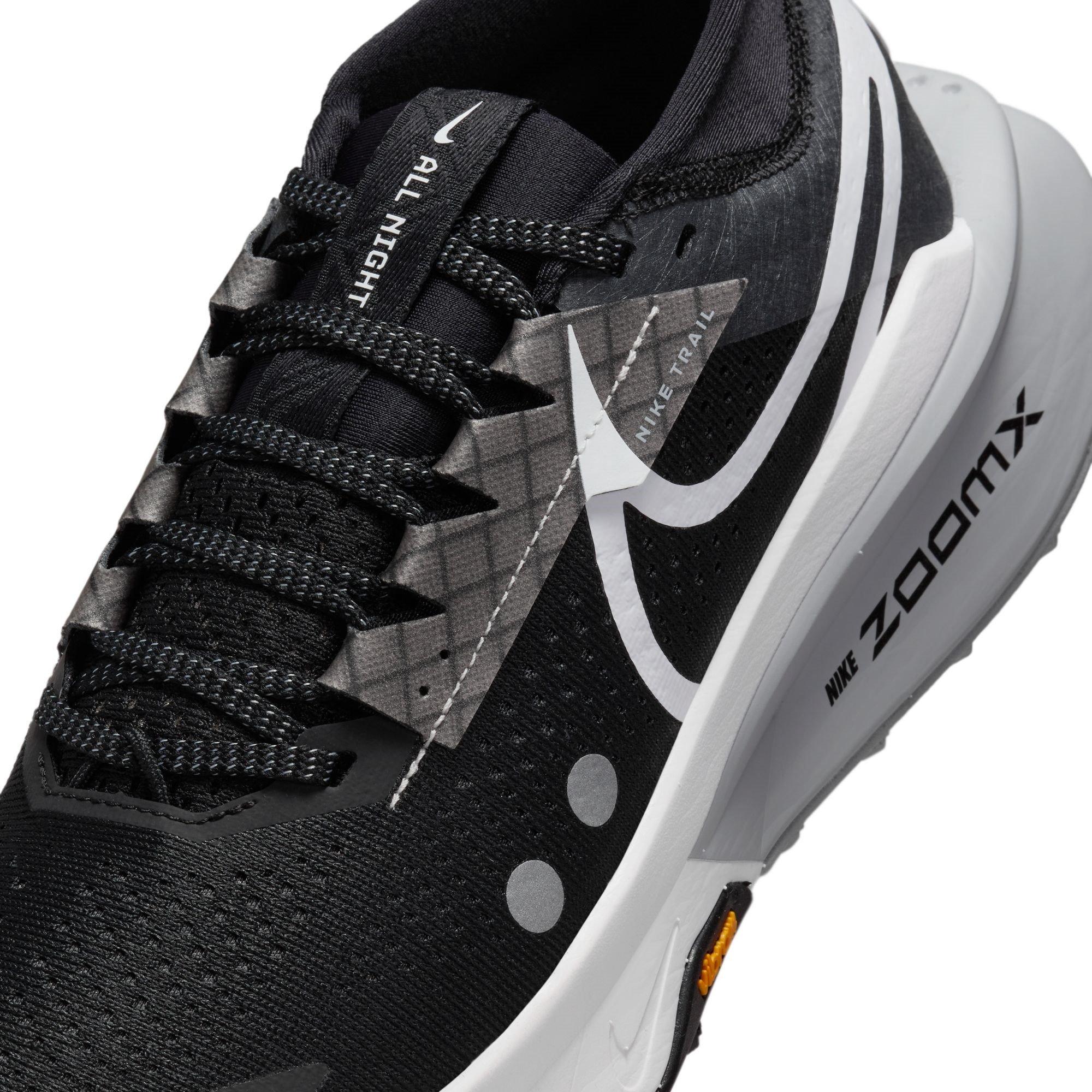 Nike Zegama Trail 2 Running Shoes Women